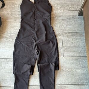 Kyodan Black V-Neck Women's Jumpsuit Romper